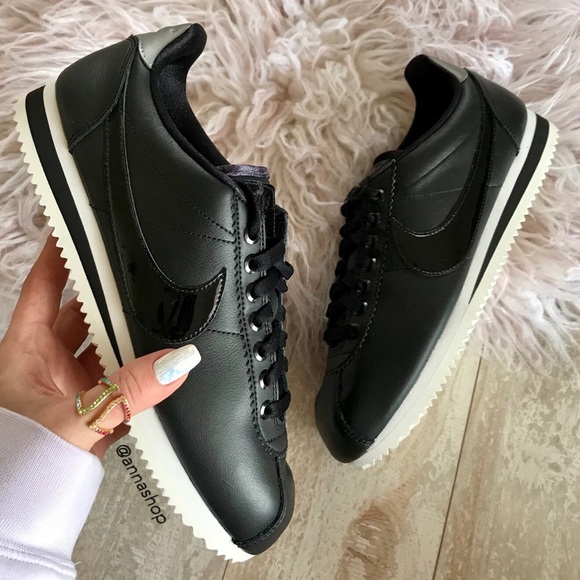 Nike Shoes - NWT Nike Cortez Leather special edition